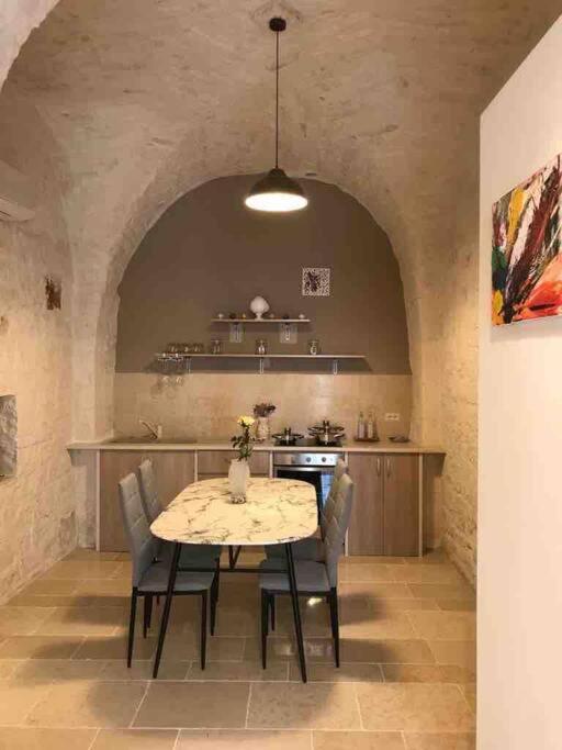 Casa Melina! Historic House In Locorotondo Villa Exterior photo